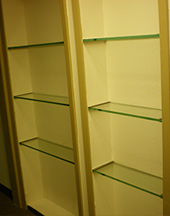 custom glass shelves in Ankeny and Des Moines area